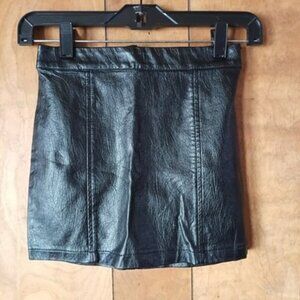 Art Class Girls Black Faux Leather Mini Skirt Size 7/8 Trendy